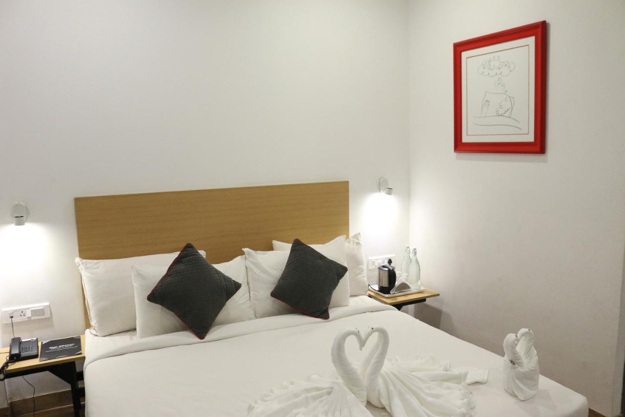 Sm Hives Hotel บูบันเนสชวาร์ ภายนอก รูปภาพ