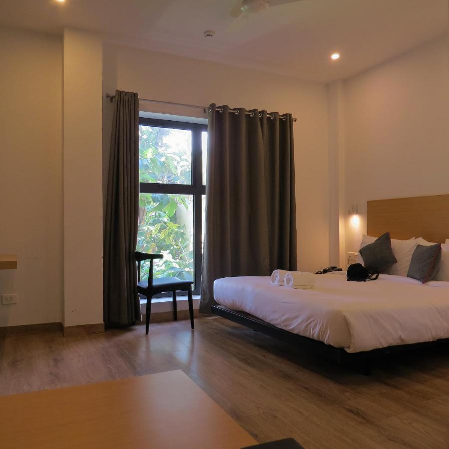 Sm Hives Hotel บูบันเนสชวาร์ ภายนอก รูปภาพ